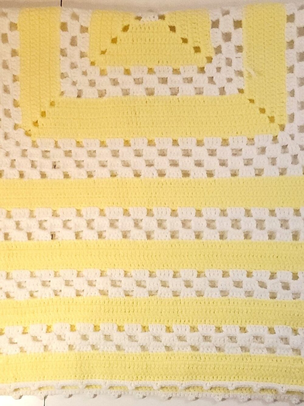 Handmade Crochet Baby Blanket Yellow White Granny Stripe Scalloped 44"x 27"